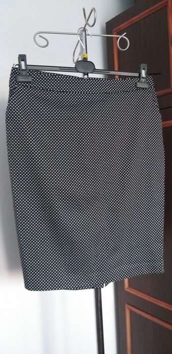 Nowa spódnica na podszewce firmy Makalu 42