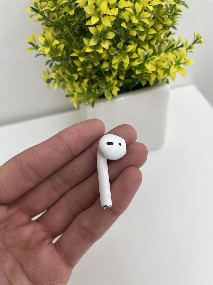 Оригінальний лівий навушник Apple AirPods 2 A2032 A2031 Left