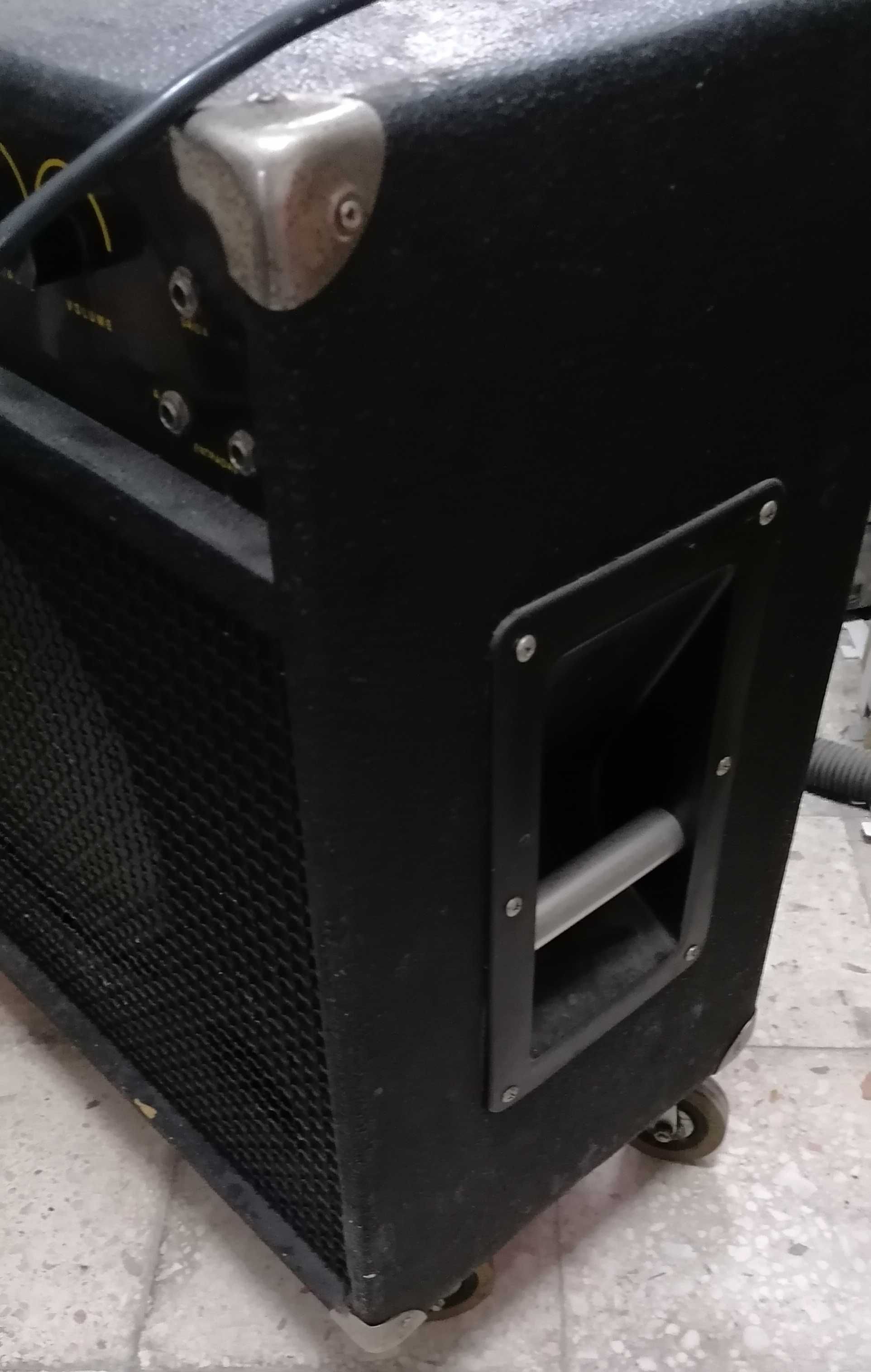 Coluna de som "SEC", amplificada, de 120 w