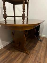 Mesa de madeira com 4 cadeiras