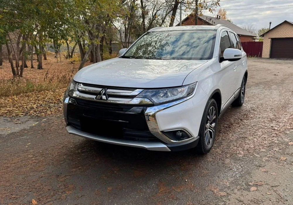 Mitsubishi Outlander, 2.4, 2018