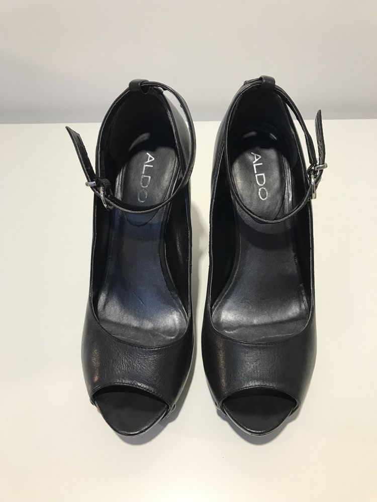 Sapatos Aldo tamanho 37