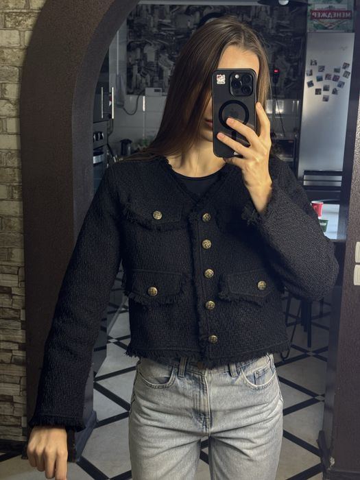 Піджак жіночий, твідовий, чорного кольору, теплий, розмір S та M