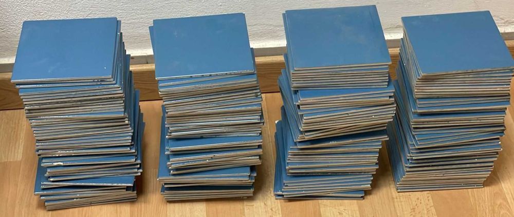 Azulejos antigos, anos Setenta, 199 unidades 15X15 cm