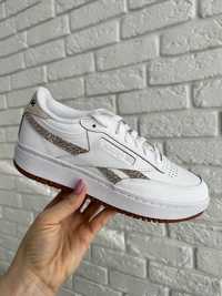 Нові шкіряні кросівки Reebok Club C  38, 39