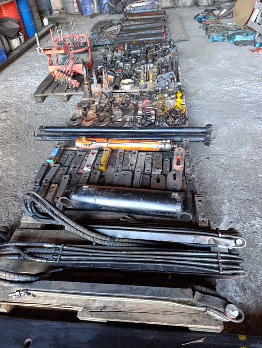 Лапи до крана-маніпулятора