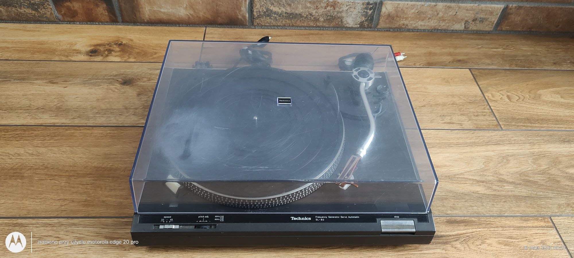 Technics model SL-B2
