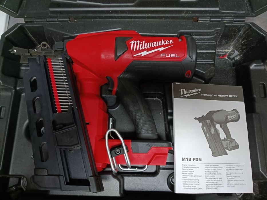 Gwoździarka akumulatorowa Milwaukee M18 NOWA!!!