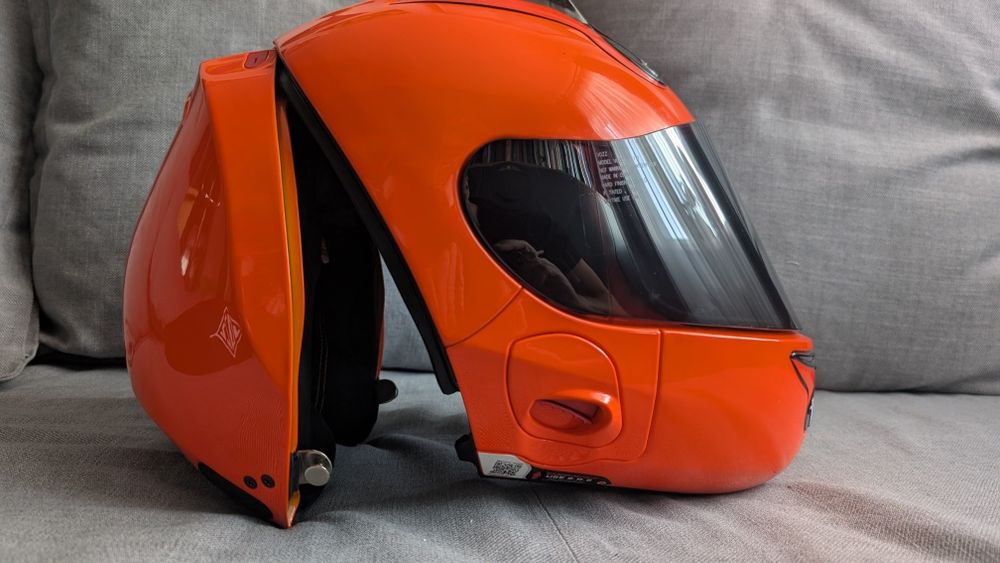 Kask sportowy na motocykl, quad, samochód