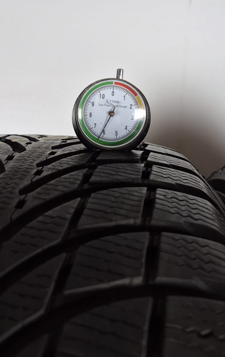 2x235/55 R19 101H Michelin Latitude Alpin LA2