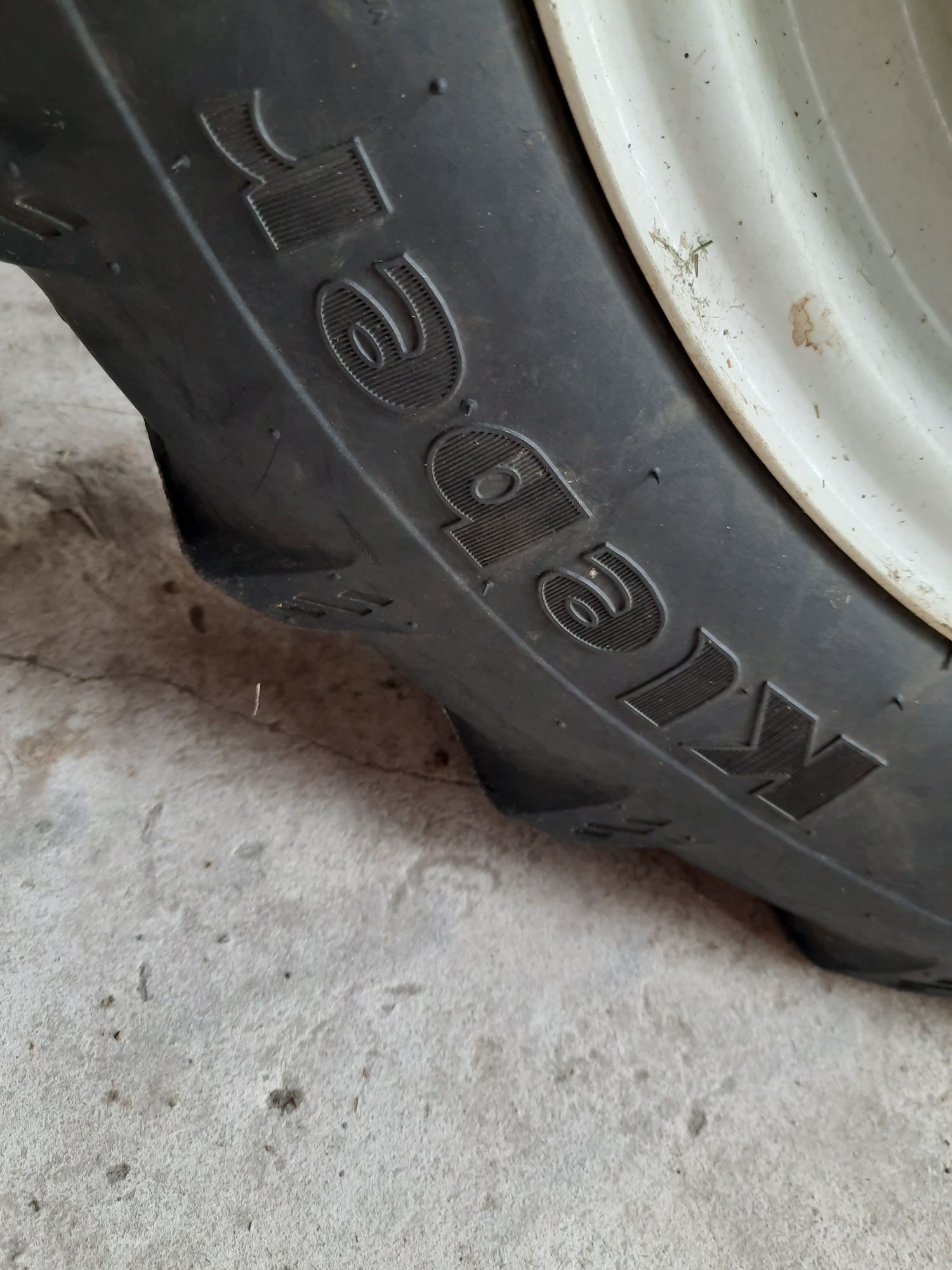 Opony 7.5-18 R18 Kleber z 2020 r.