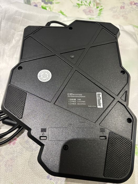 One handed gaming keyboard