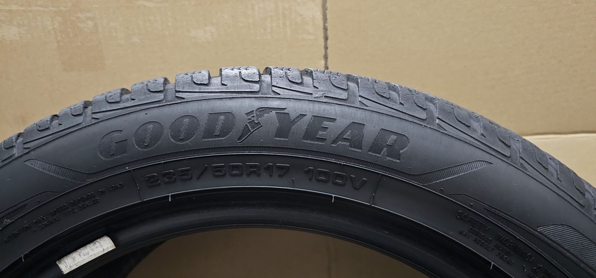 Opony zimowe GOODYEAR UltraGrip Performance+ 235/50 R17 100V 2019/2020