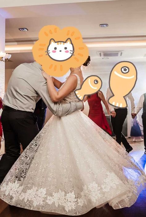 Suknia ślubna z koronki francuskiej