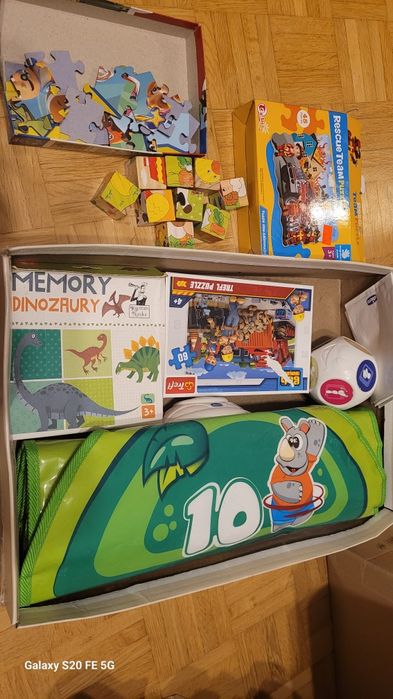 Zabawki matka grająca, puzzle memory
