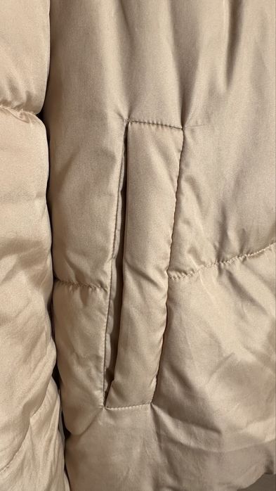 Куртка тепла на синтепоні