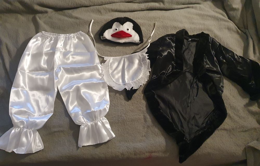 Костюм пингвина на 5-6 лет