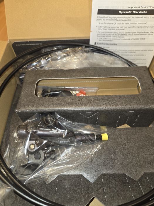 Travões Deore XT na caixa