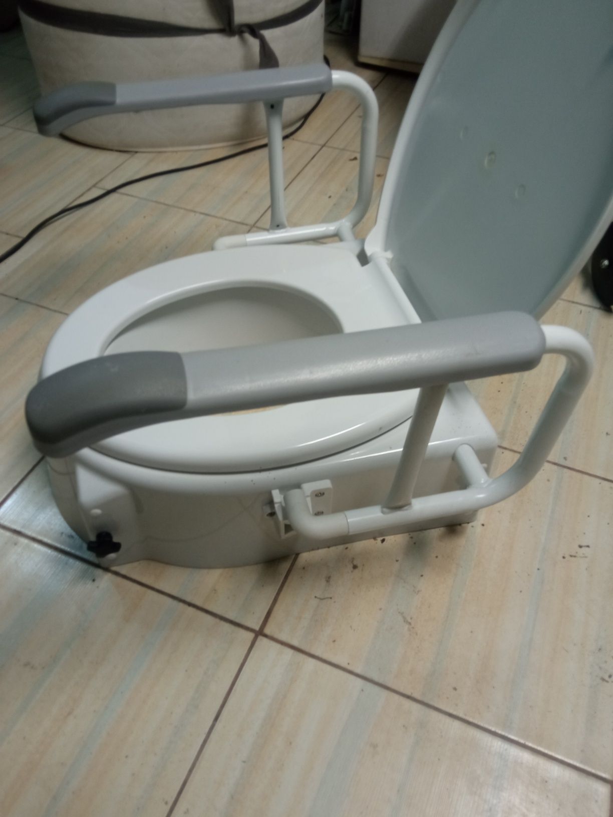 Nakładka na Toaletę dla niepełnosprawnych