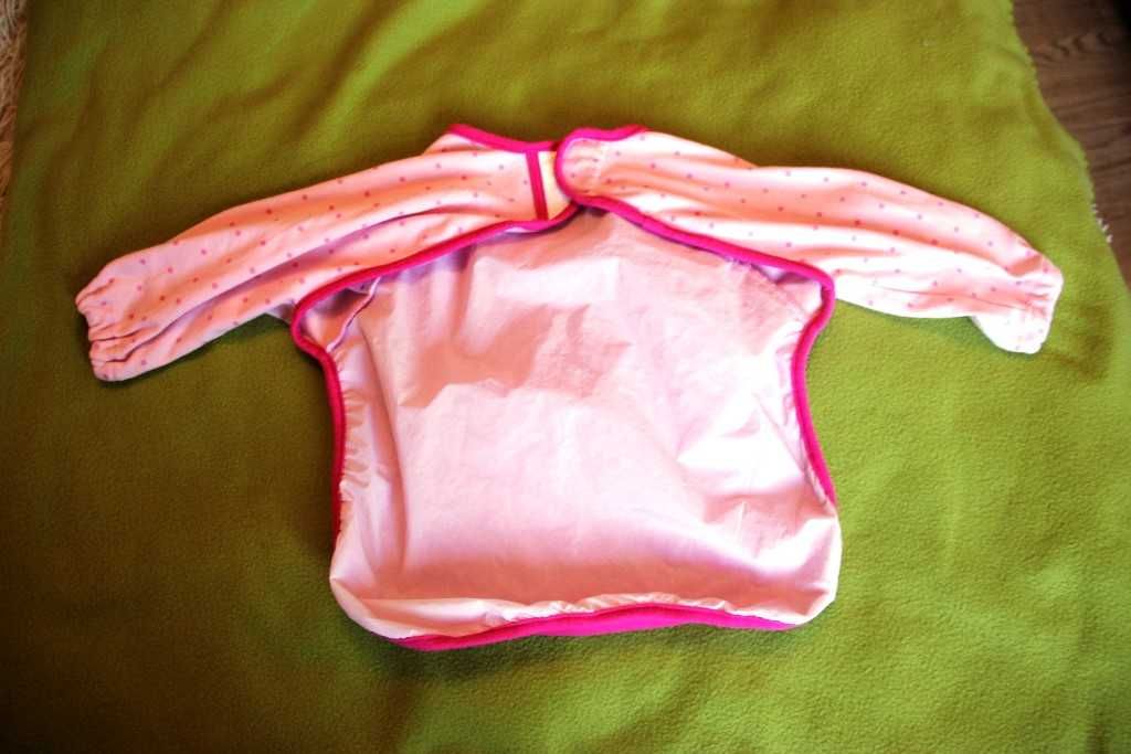 Zestaw Minnie różówy fartuszek i koszuka