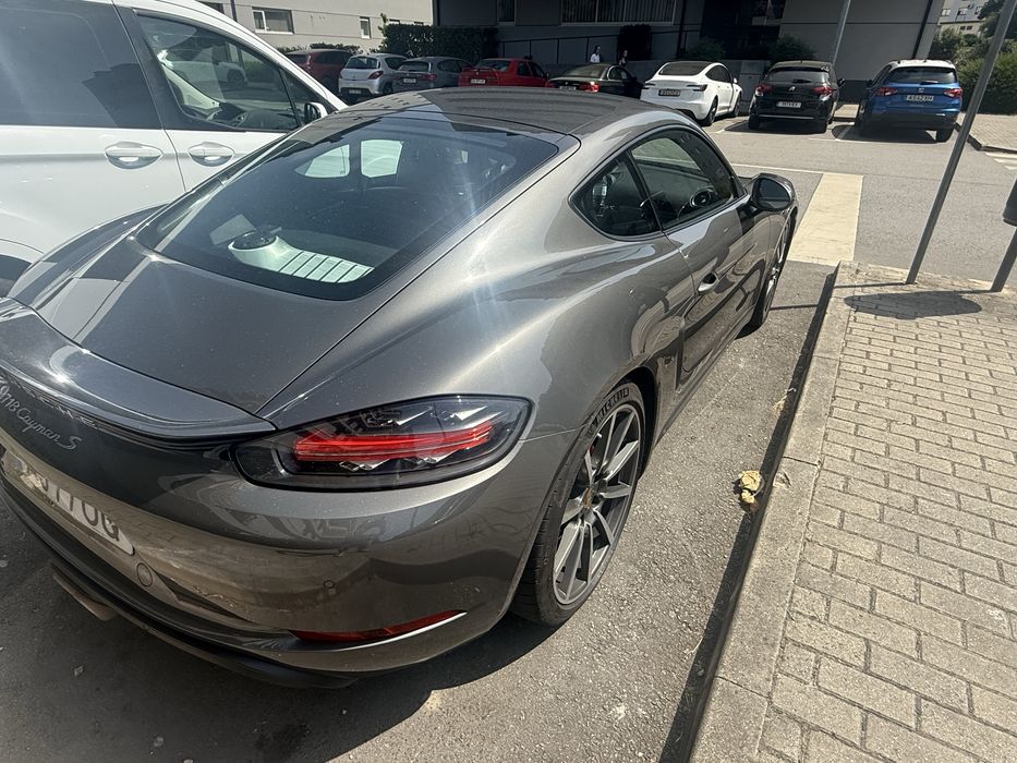 Porsche 718 Cayman S