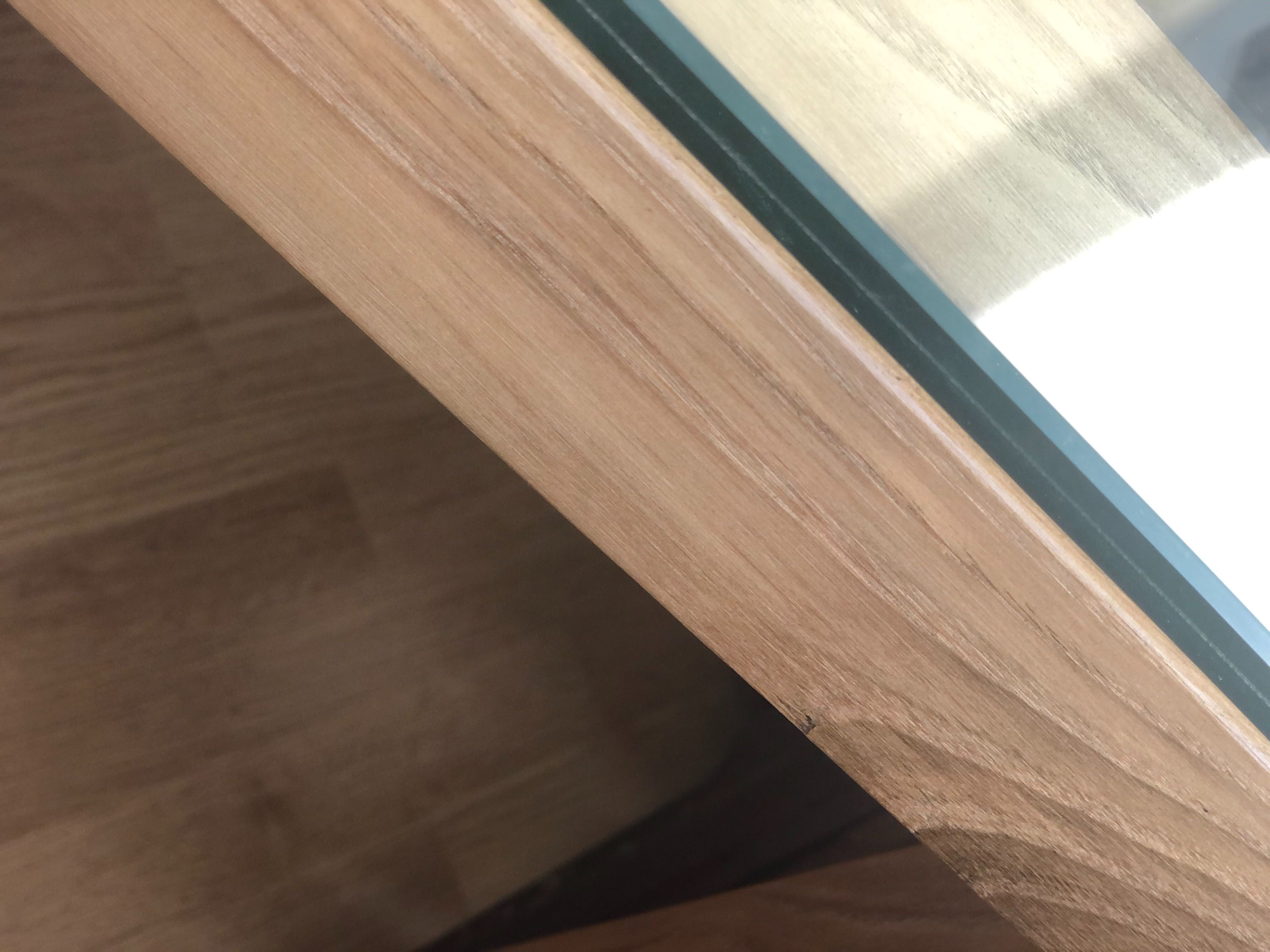 Mesa madeira e vidro