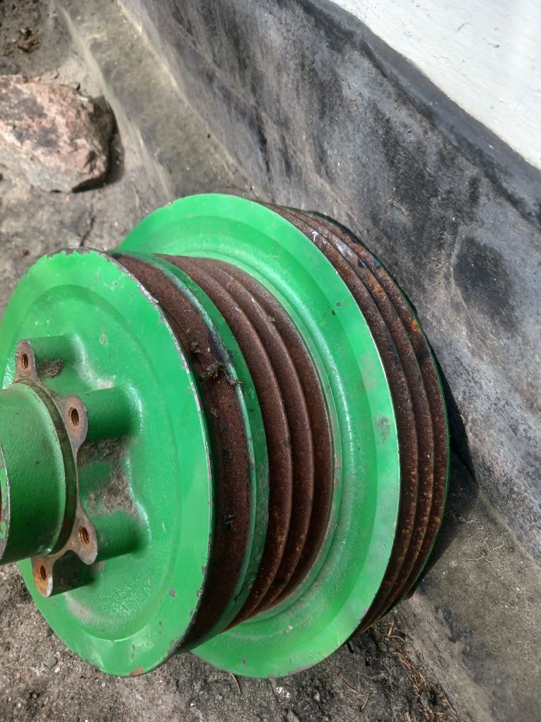 Шківи варіатора комбайна JOHN DEERE 9670sts.