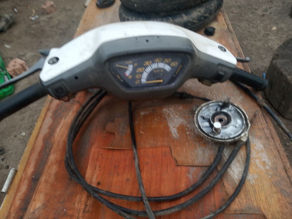 замок зажиганія і руль з проводами і тросами хонда діо 27