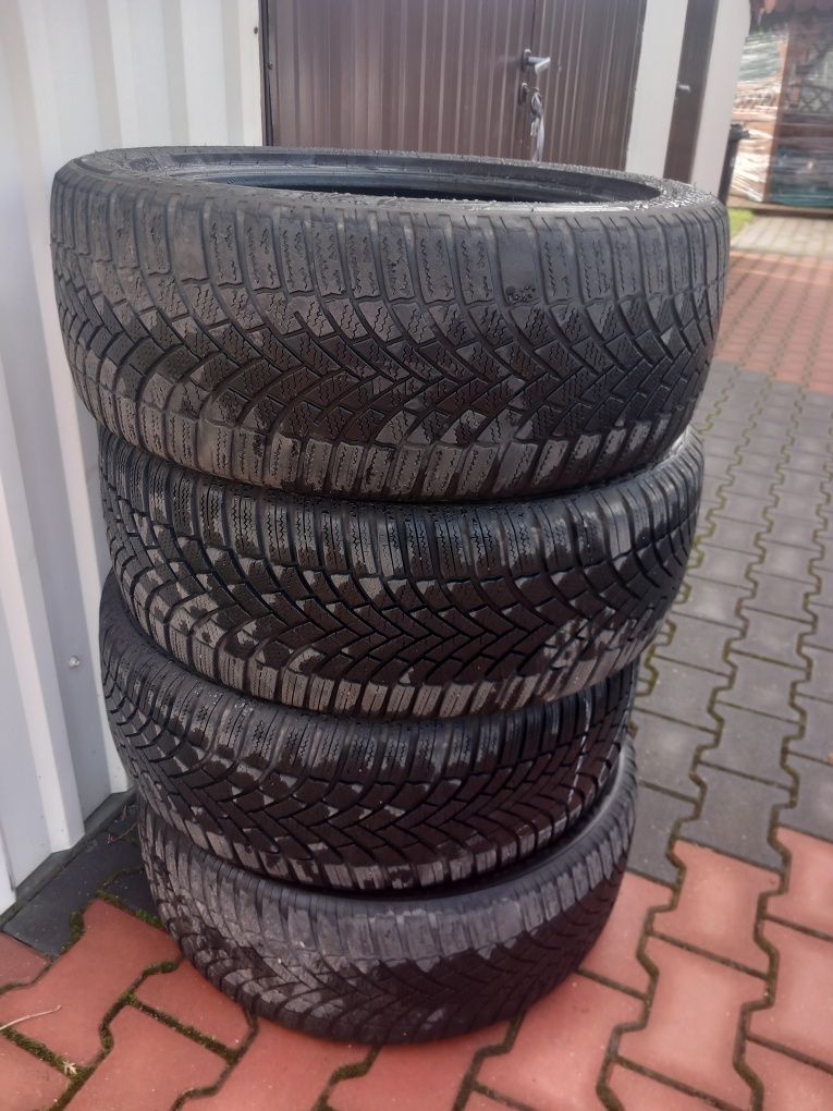 opony zimowe Bridgestone 235/50R19