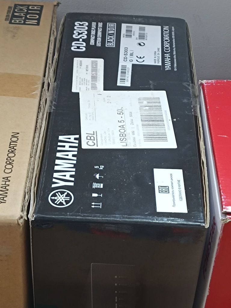 Leitor CD Yamaha CD-S303 Black "Produto Novo C/Garantia" em Stock