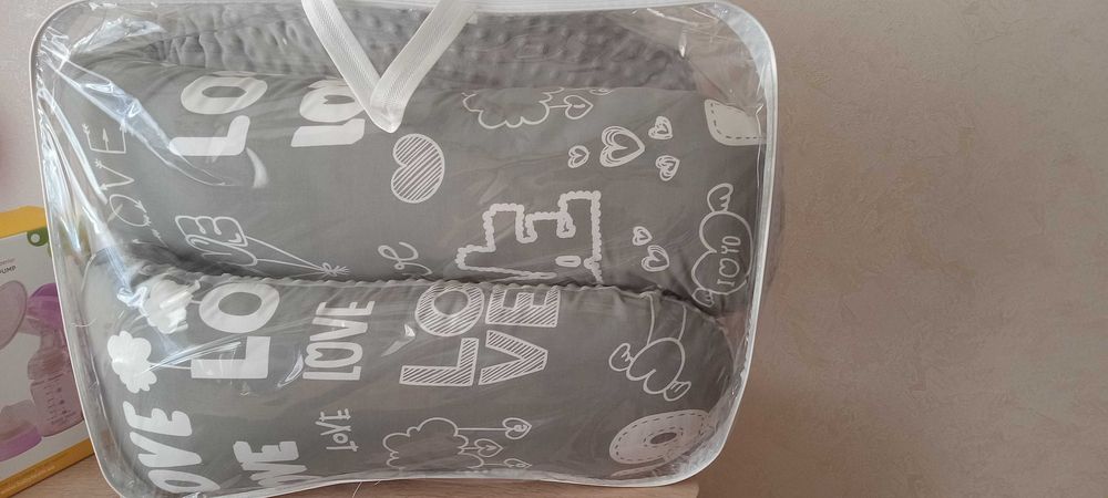 подушка для вагітних.