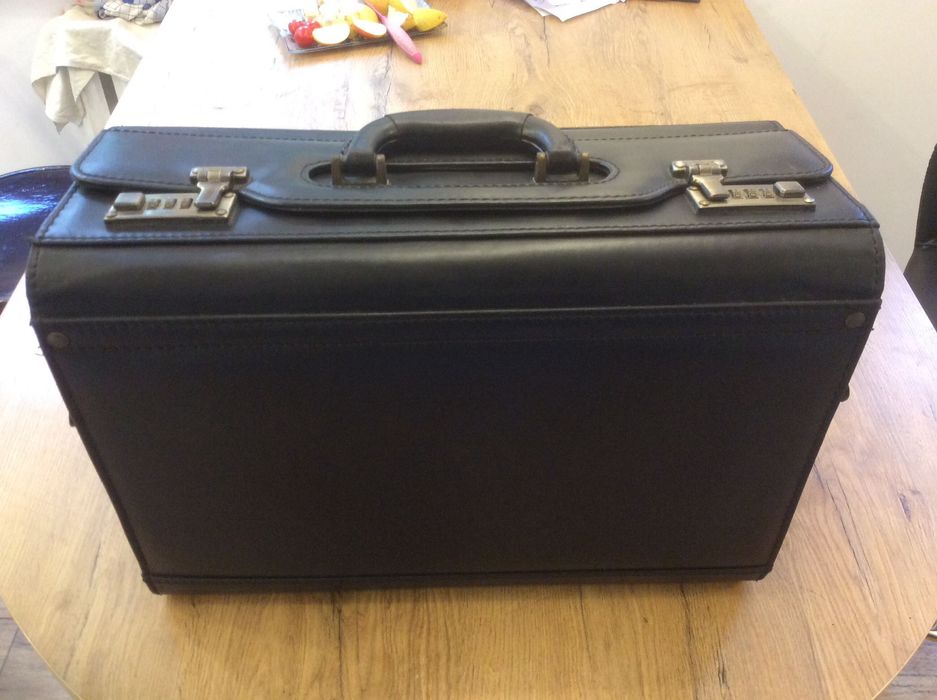 Teczka skórzana z PRL, kufer firmy HAST