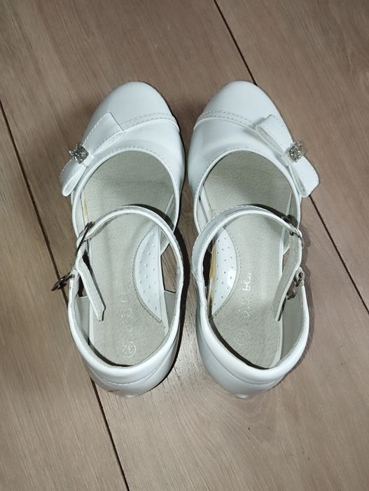 Buty komunijne Nelli blu r. 32