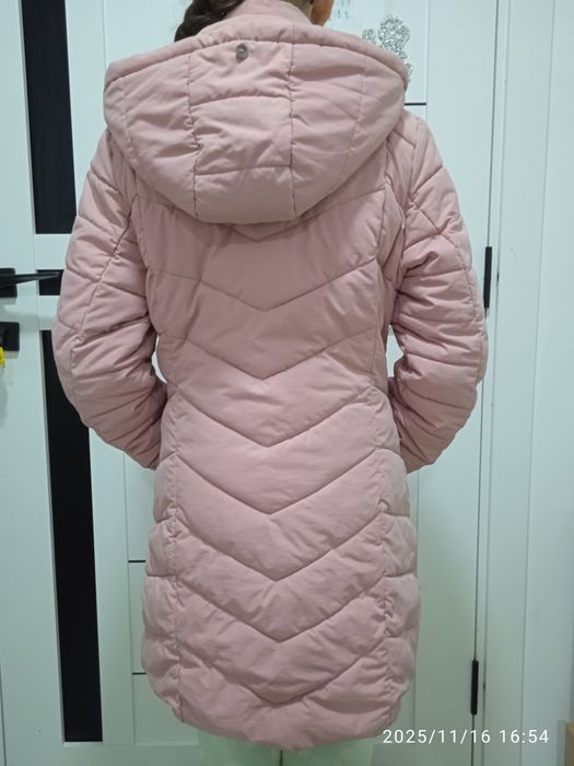 Куртка длінна колір пудра розмір s