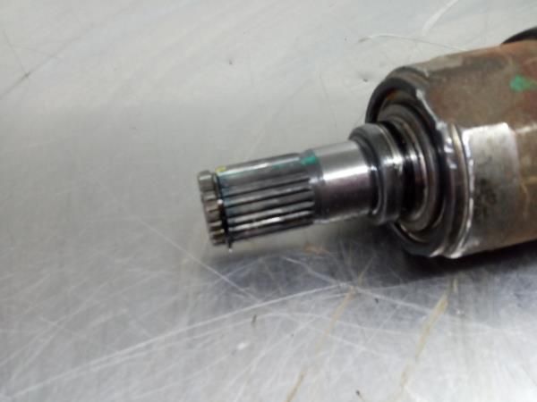 Transmissão frente esquerda HYUNDAI i20 (GB)