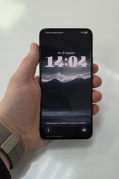 Samsung galaxy S22 128