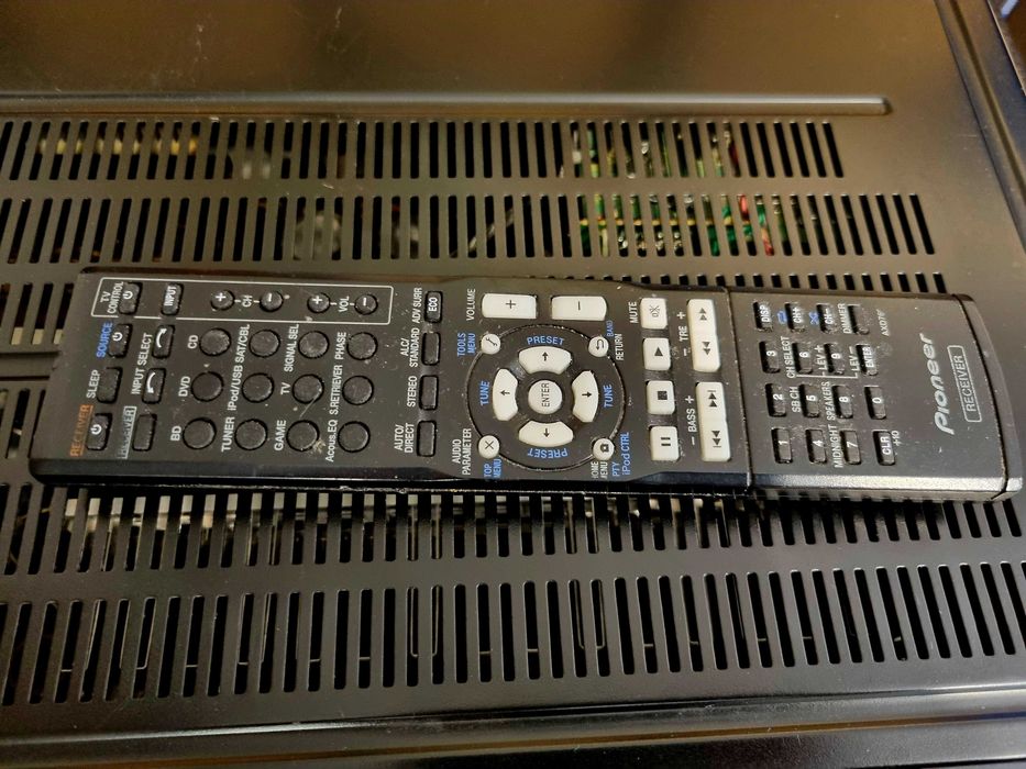 Amplituner Pioneer VSX-423 AV RECEIVER + Pilot