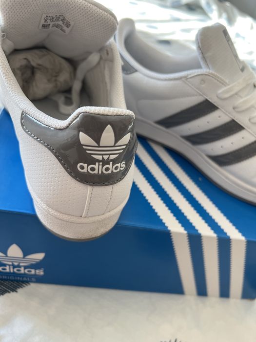 Adidas Superstar