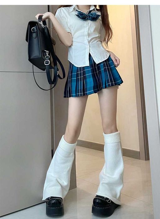 Гетри кльош однотонні широкі гольфи на ноги клеш білі трендові гетри