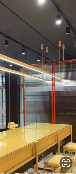 Розпродаж! Меблі для салону краси та дому