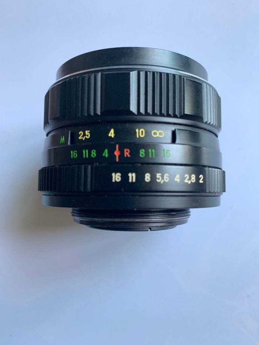 Фотоаппарат Zenit 11 + Helios-44M 2/58 с чехлом.