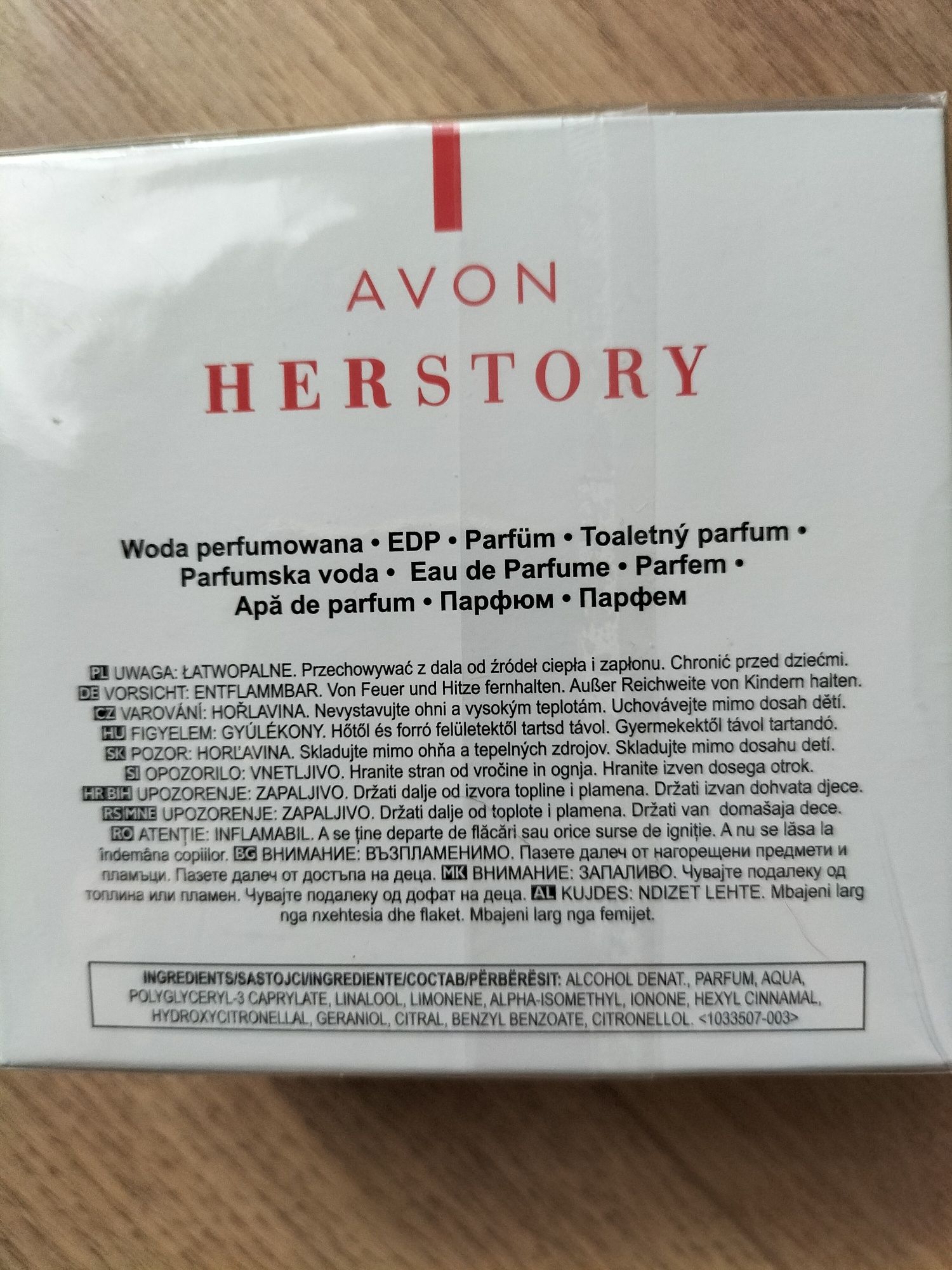 Woda perfumowana firmy Avon