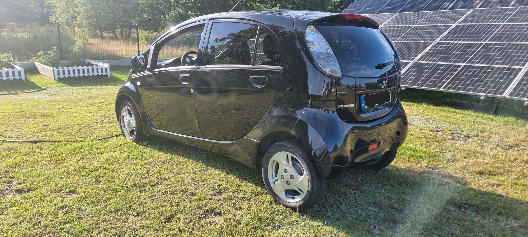 Mitsubishi i-MIEV iOn C-zero elektryk