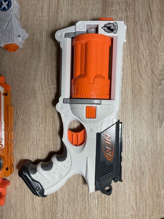 Pistolety na strzałki piankowe nerf
