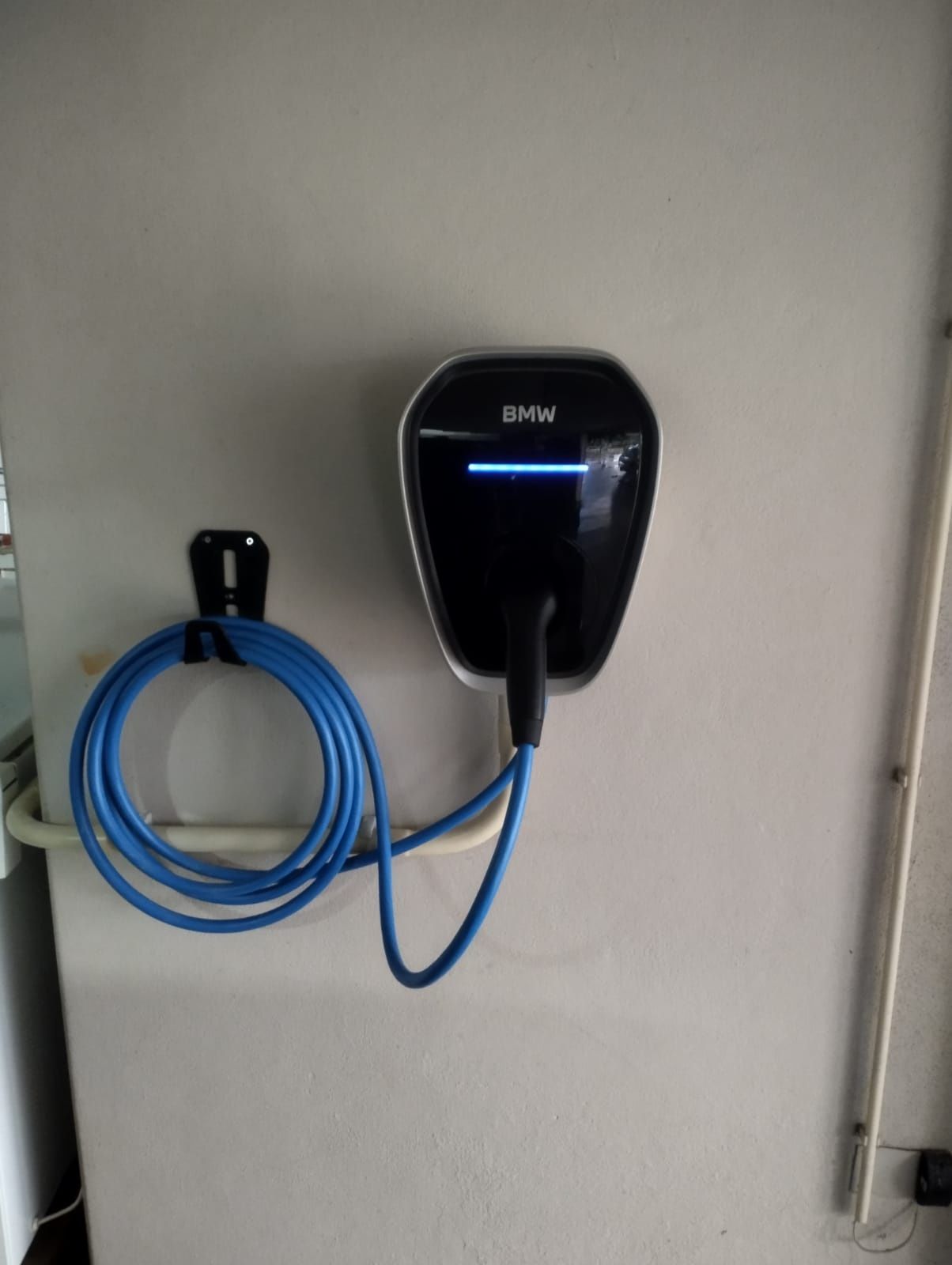 Eletricista | Electrician – Instalações & Reparações