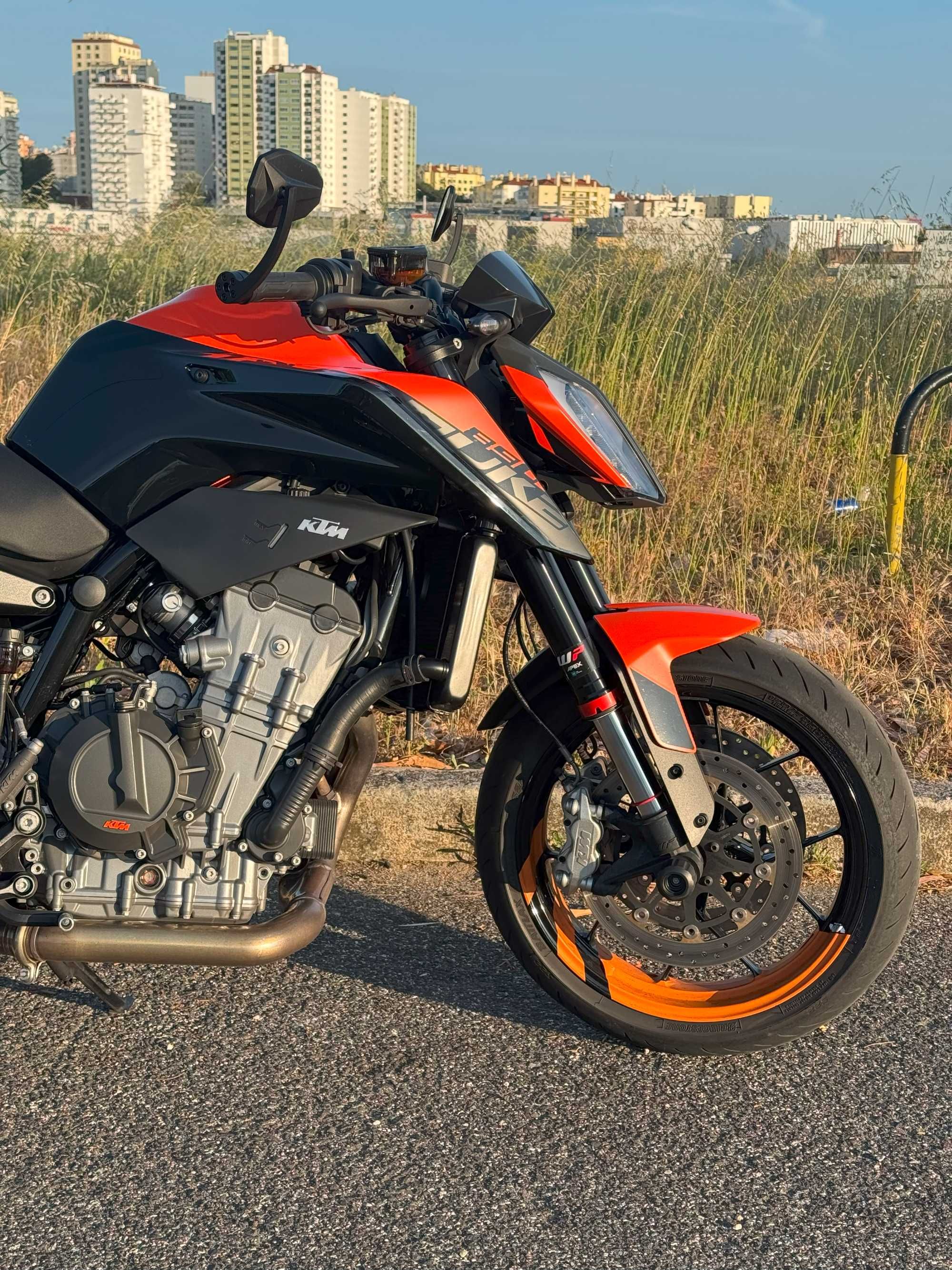 KTM Duke 890 [2022]