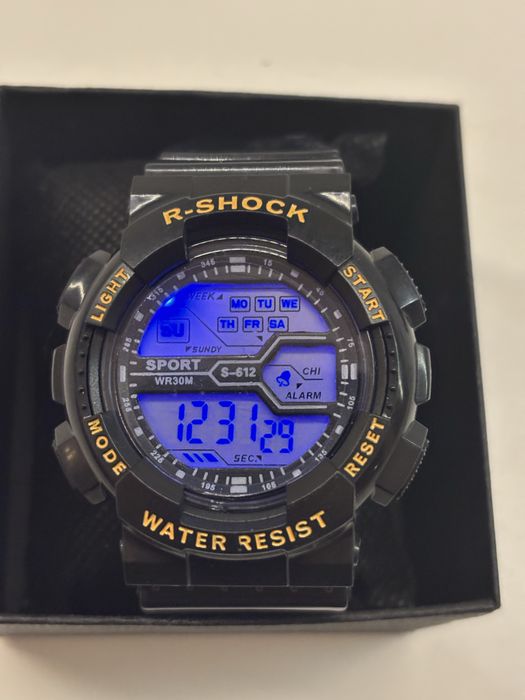 Zegarek R-Shock New plus etui