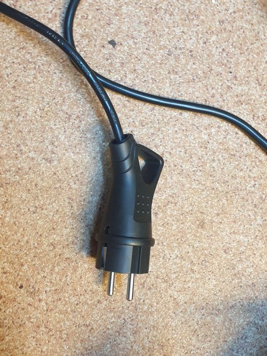 Automatyczna ładowarka ze wspomaganiem rozruchu ULG 17A1 6/12V