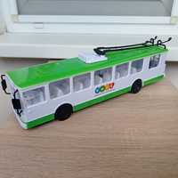 Іграшка дитячий тролейбус