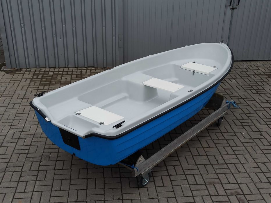 WYPRZEDAŻ MAGAZYNOWA Łódź wędkarska model H380 dwa schowki, producent